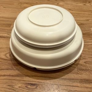 Bundle of Tupperware